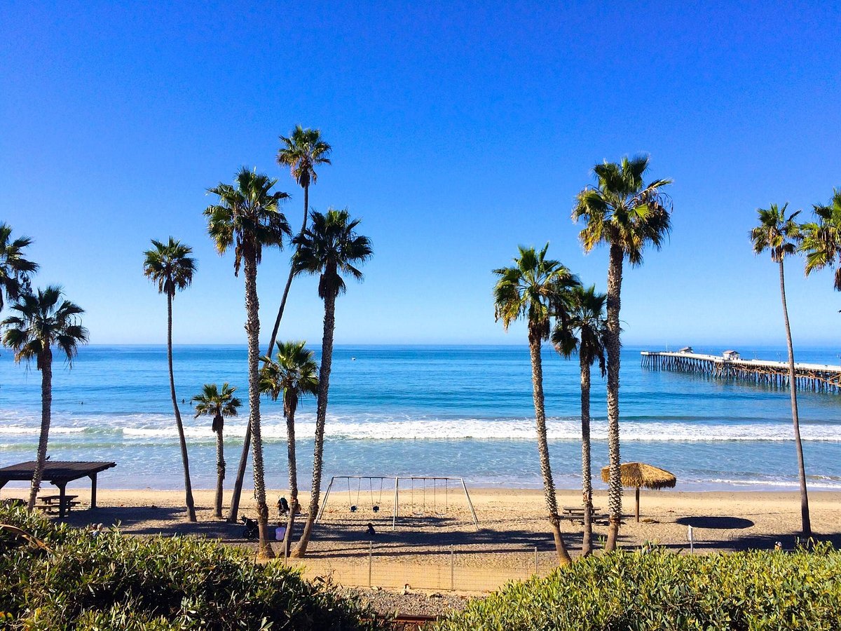 Casa Recovery's Spanish-tile treatment facility exterior serving the San Clemente community
